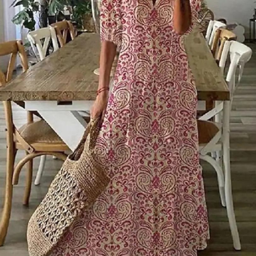 Robe longue imprimée.